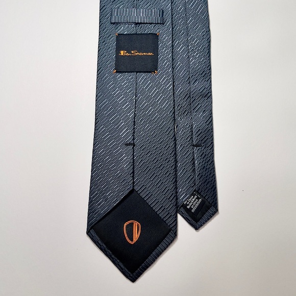 Ben Sherman Tie Modern Solid Grey 100% Silk - Picture 6 of 7